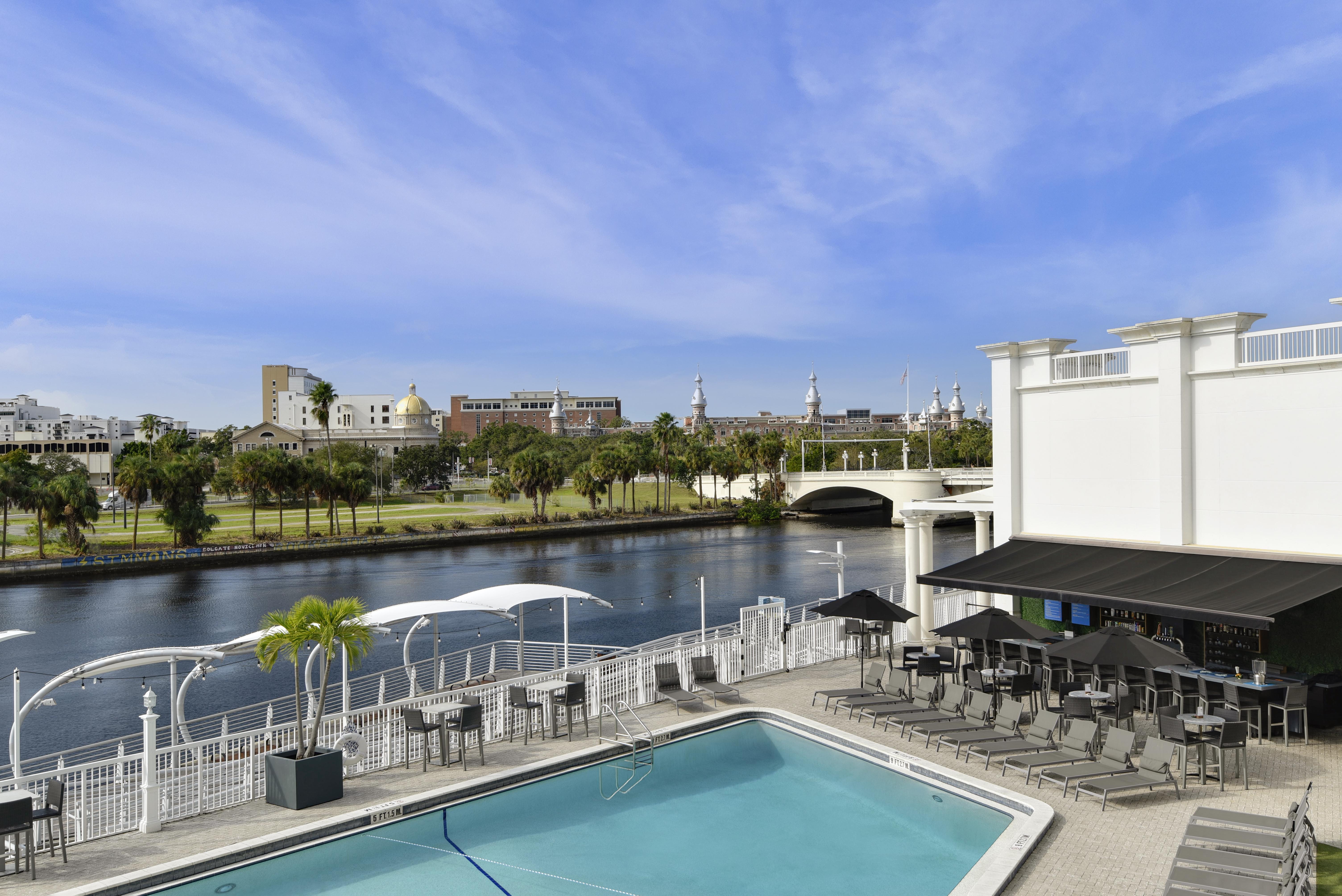 Hotel Tampa Riverwalk Exterior foto